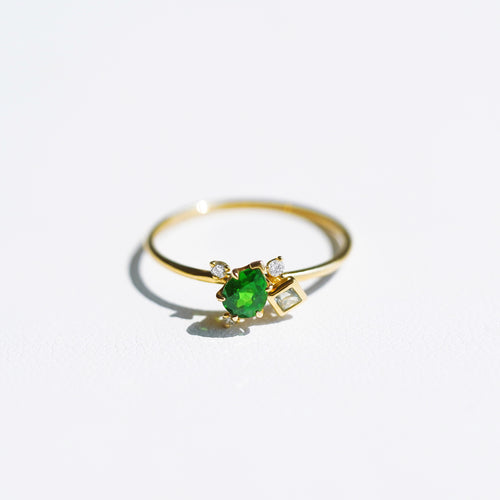 Victoria Green Leaf Ring